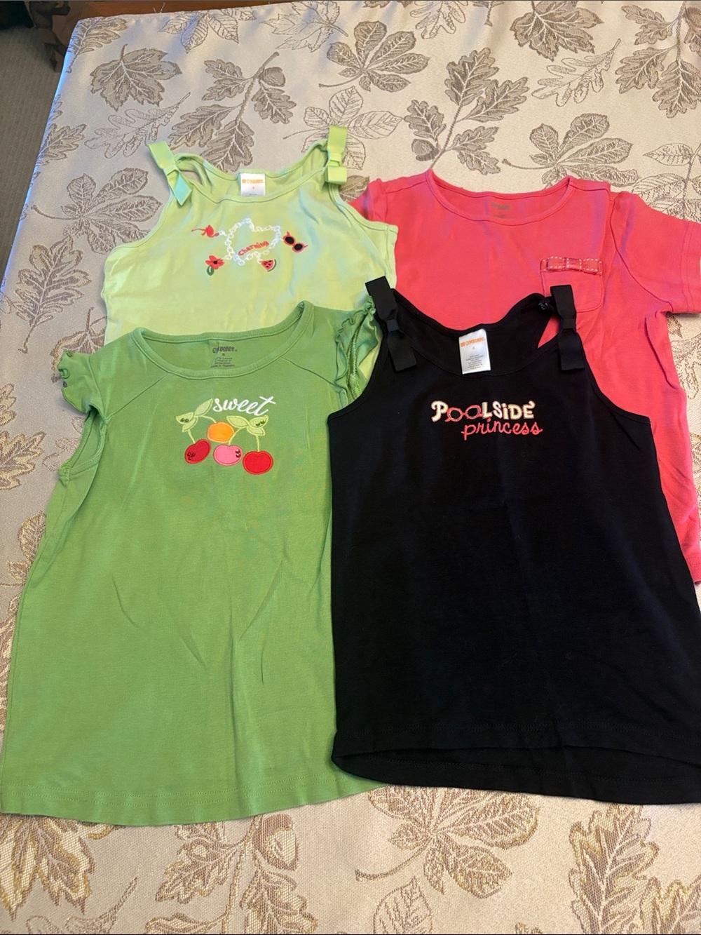 Cute Gymboree girls summer top bundle ☀️🍒🏖️